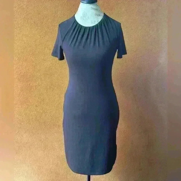 Theory “Gathered Tee” Short Sleeve Dress Black Size Small EUC! - Picture 2 of 7